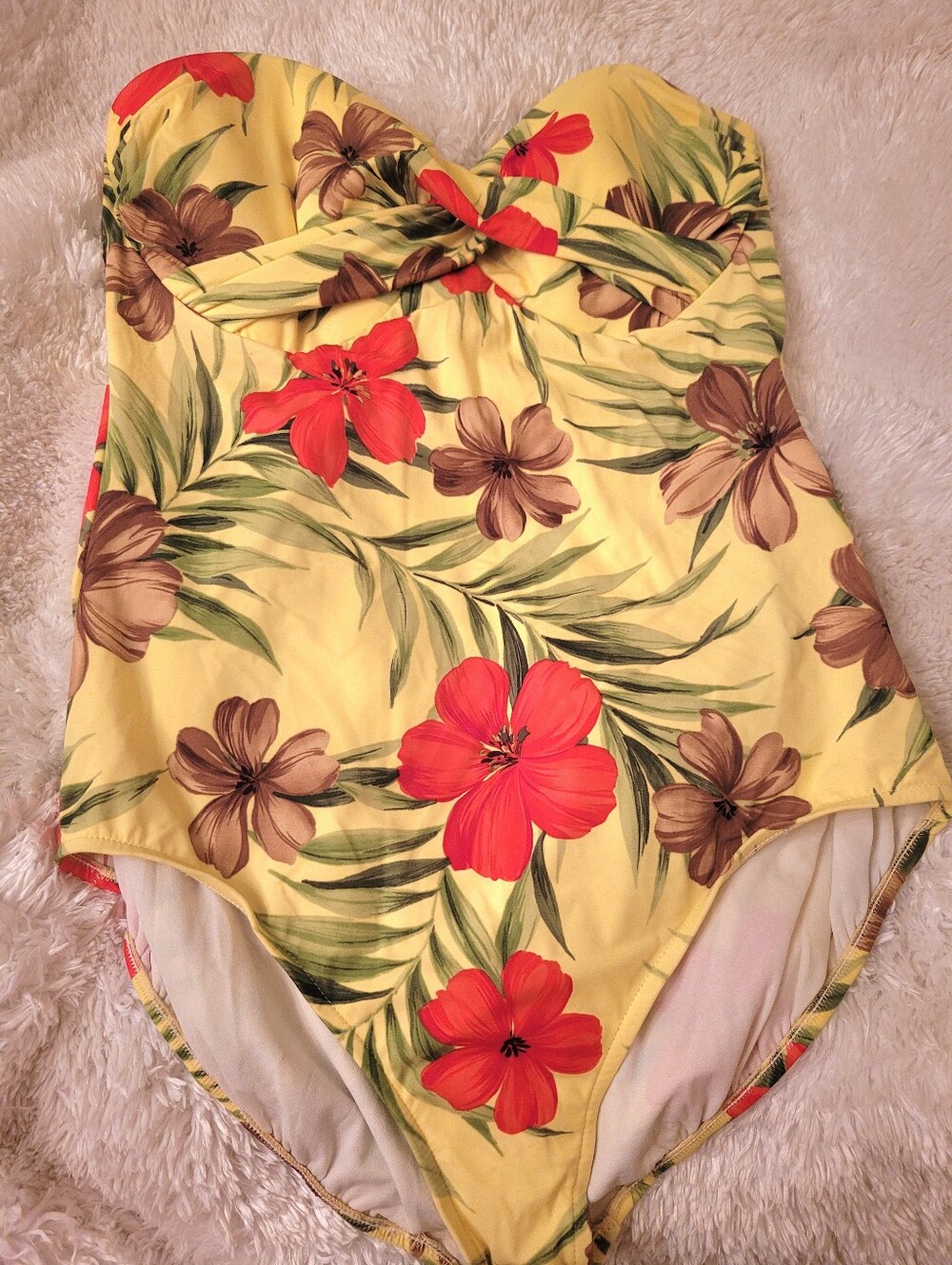 White Stag Plus Size Unique Tropical Swimsuit Size 2X New Without Tag!